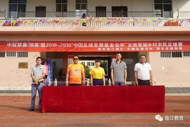 灰熊队为克拉克默哀并整个赛季佩戴纪念补丁